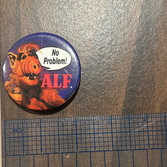 ALF No Problem Button Pin - Picture 3 of 3